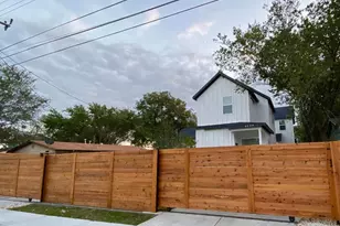 6809 Montana St, Austin, TX 78741 - Photo 29