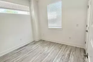 6809 Montana St, Austin, TX 78741 - Photo 21