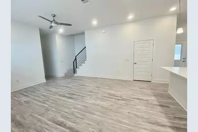 6809 Montana Street #2, Austin, TX 78741 - Photo 31