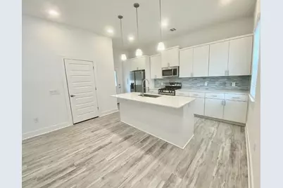 6809 Montana Street #2, Austin, TX 78741 - Photo 3