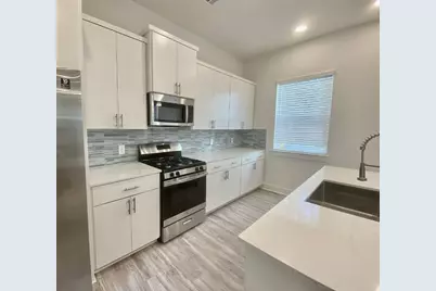 6809 Montana Street #2, Austin, TX 78741 - Photo 7