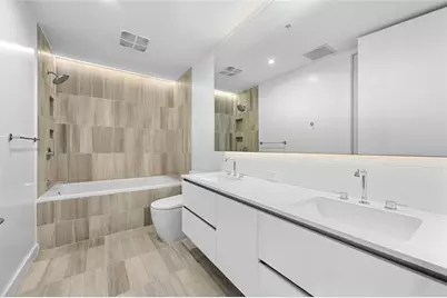 313 W 17th Street #1702, Austin, TX 78701 - Photo 9