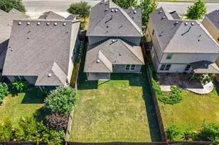 108 Normal School Way, Liberty Hill, TX 78642 - Photo 27