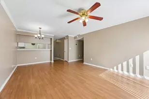 501 W 26th St, Austin, TX 78705 - Photo 1