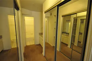 501 W 26th St, Austin, TX 78705 - Photo 9