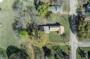 809 N Main St, Lexington, TX 78947 - Photo 7