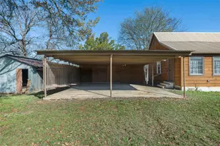 809 N Main St, Lexington, TX 78947 - Photo 5