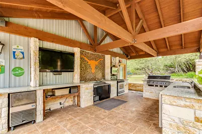 530 Woodland Drive, Driftwood, TX 78619 - Photo 31