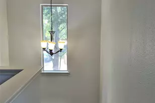 1139 Emmitt Run, Austin, TX 78721 - Photo 13