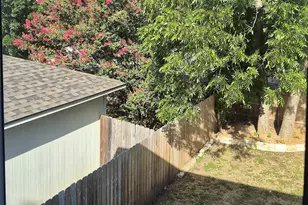 1139 Emmitt Run, Austin, TX 78721 - Photo 25