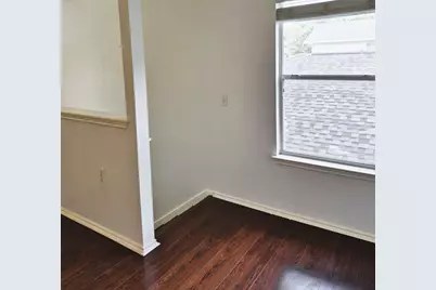1139 Emmitt Run, Austin, TX 78721 - Photo 13