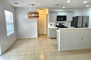 1139 Emmitt Run, Austin, TX 78721 - Photo 5