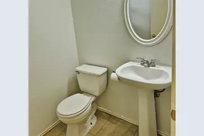 1139 Emmitt Run, Austin, TX 78721 - Photo 11