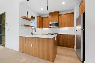 7706 Watson St, Austin, TX 78757 - Photo 9