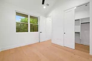 7706 Watson St, Austin, TX 78757 - Photo 15