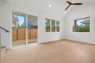 7706 Watson St, Austin, TX 78757 - Photo 7