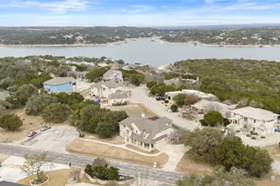 18702 Venture Dr, Point Venture, TX 78645 - Photo 3