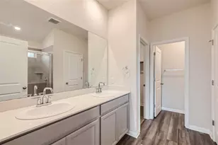 114 Torre Mileto Wy, Hutto, TX 78634 - Photo 5