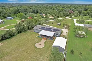 213 River Front Dr, Cedar Creek, TX 78612 - Photo 3