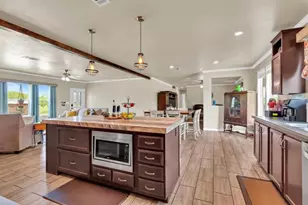 213 River Front Dr, Cedar Creek, TX 78612 - Photo 9