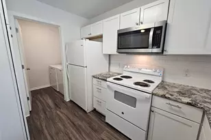 16721 Hamilton Point Cir, Manor, TX 78653 - Photo 7