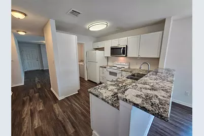 16721 Hamilton Point Circle, Manor, TX 78653 - Photo 5