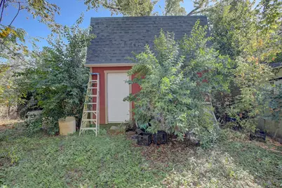 905 S Walnut Street, Georgetown, TX 78626 - Photo 9