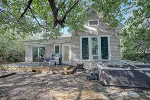 905 S Walnut St, Georgetown, TX 78626 - Photo 27
