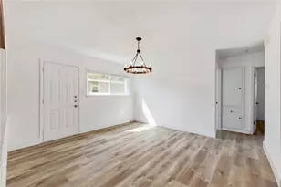 8312 Bowling Green Dr, Austin, TX 78757 - Photo 17