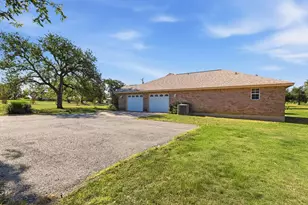 200 Apache Trail St, Burnet, TX 78611 - Photo 33