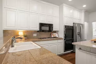 909 Porpoise St, Austin, TX 78734 - Photo 11