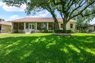 909 Porpoise St, Austin, TX 78734 - Photo 35