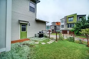 2002 Tramson Dr, Austin, TX 78741 - Photo 23