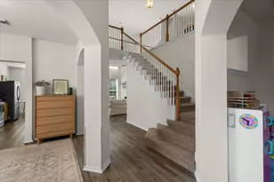 8024 Whitworth Ln, Round Rock, TX 78681 - Photo 7