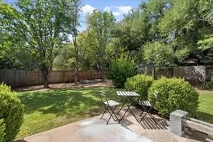 8024 Whitworth Ln, Round Rock, TX 78681 - Photo 35