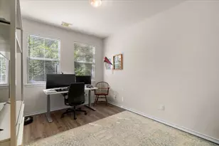 8024 Whitworth Ln, Round Rock, TX 78681 - Photo 21