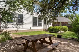 8024 Whitworth Ln, Round Rock, TX 78681 - Photo 39