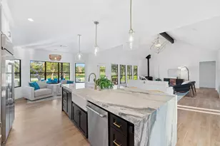 333 Stallion Ln, Dripping Springs, TX 78620 - Photo 9