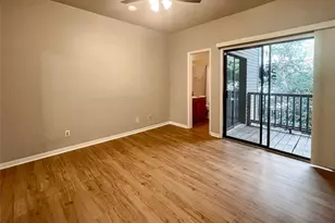 310 Pat Garrison St, San Marcos, TX 78666 - Photo 9