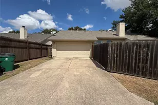 1015 Thackeray Ln, Pflugerville, TX 78660 - Photo 13