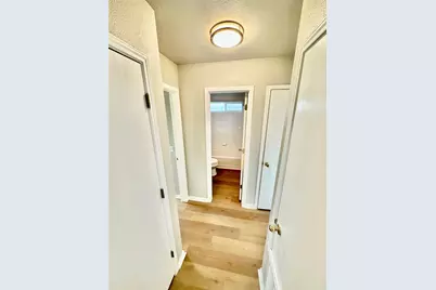 706 N Creek Boulevard, Leander, TX 78641 - Photo 7