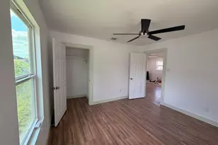647 Erline Ave, San Antonio, TX 78237 - Photo 25