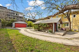 2300 S 3rd St, Austin, TX 78704 - Photo 35