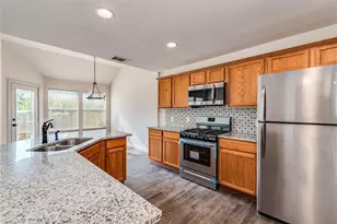 150 Bailey Loop, Kyle, TX 78640 - Photo 7