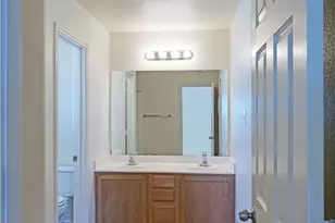 2903 Don Hill Ln, Taylor, TX 76574 - Photo 9