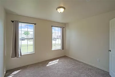 2903 Don Hill Lane, Taylor, TX 76574 - Photo 17