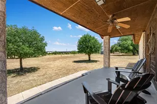 120 Craigen Rd, Liberty Hill, TX 78642 - Photo 5