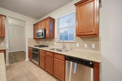 185 Hometown Parkway, Kyle, TX 78640 - Photo 15