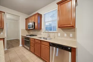 185 Hometown Pkwy, Kyle, TX 78640 - Photo 15