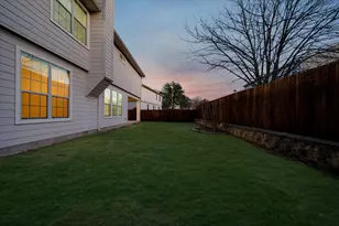 185 Hometown Pkwy, Kyle, TX 78640 - Photo 39